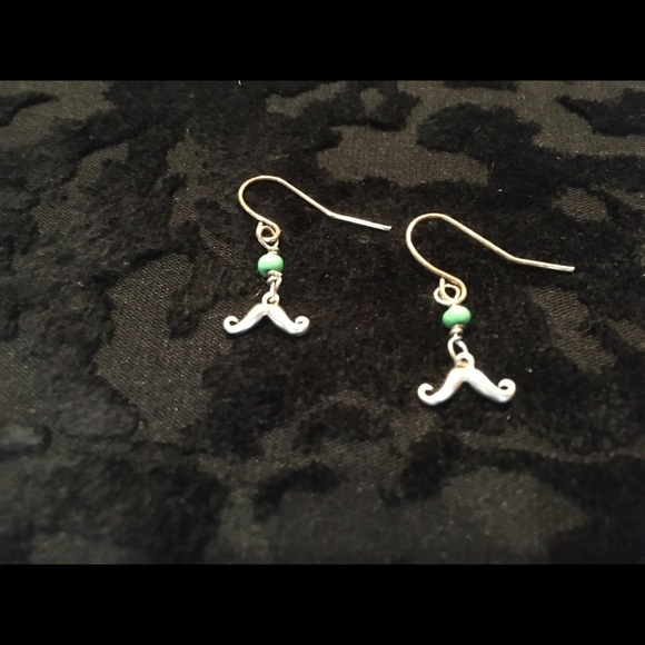 NWOT Mustache Earrings - Picture 3 of 3